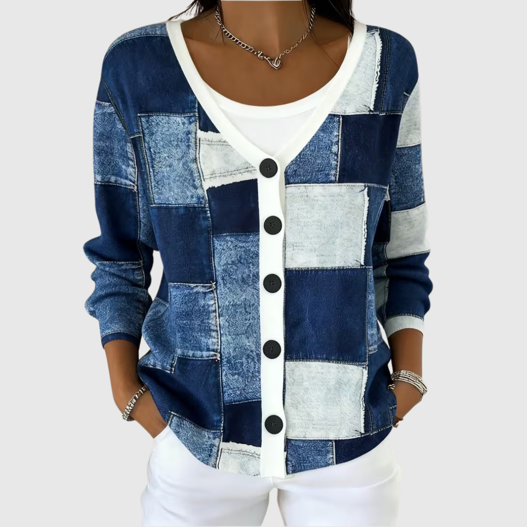 Trijnie | Gebreid vest met knopen