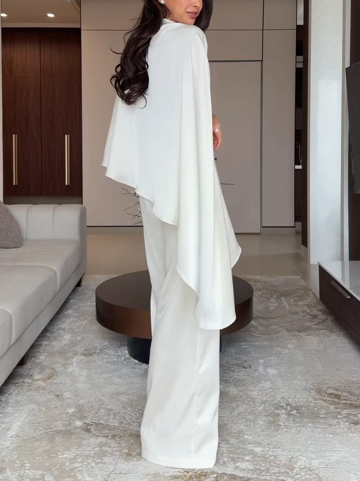 Amarins | Satijnen set met asymmetrische capetop