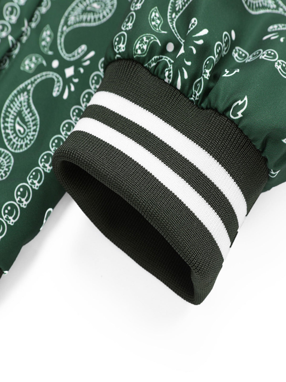 Boaz | Baseball jack met paisleyprint en staande kraag