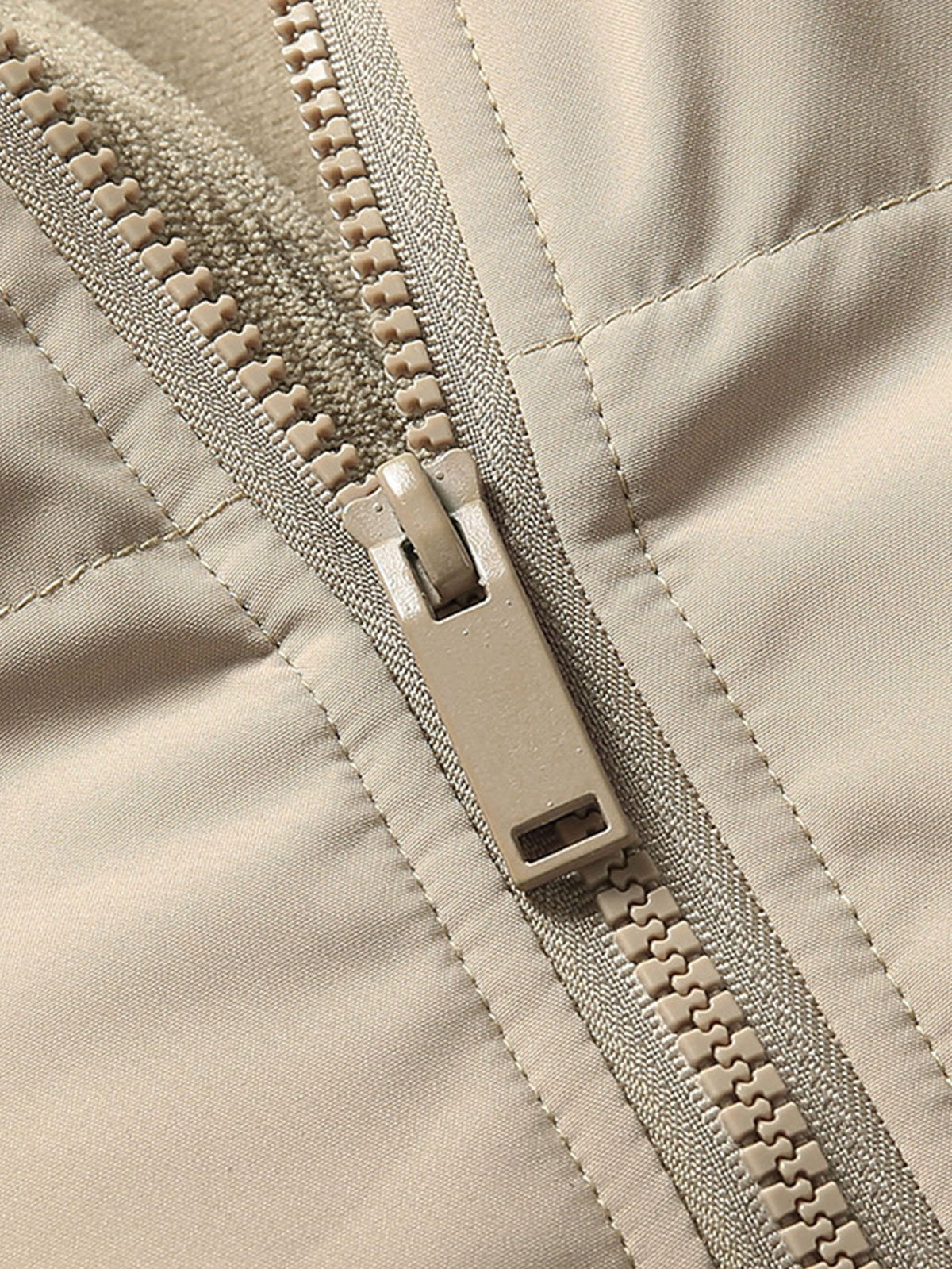 Boris | Corduroy puffer jack met patchwork