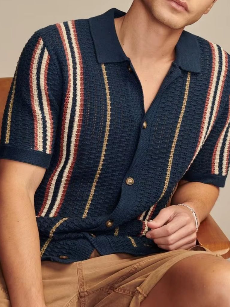 Daniël | Crèmekleurige gebreide polo met strepen en knoopsluiting