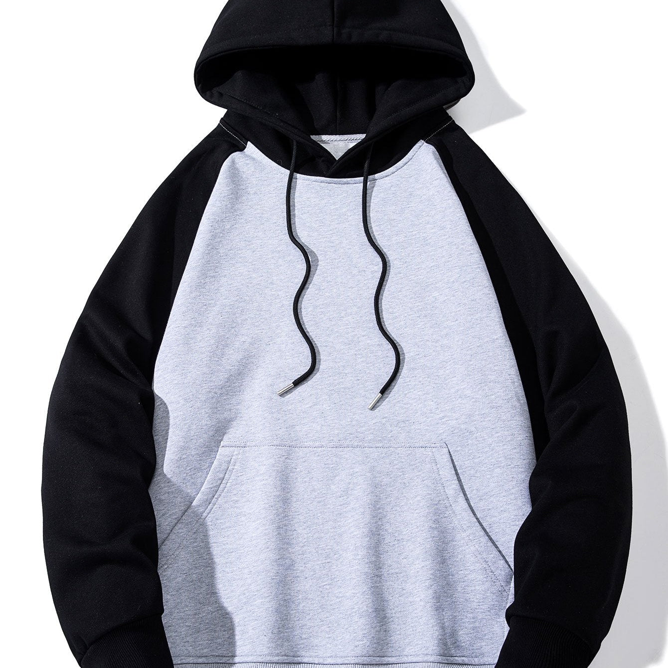 Dolf | Raglanhoodie met patchworkdetails