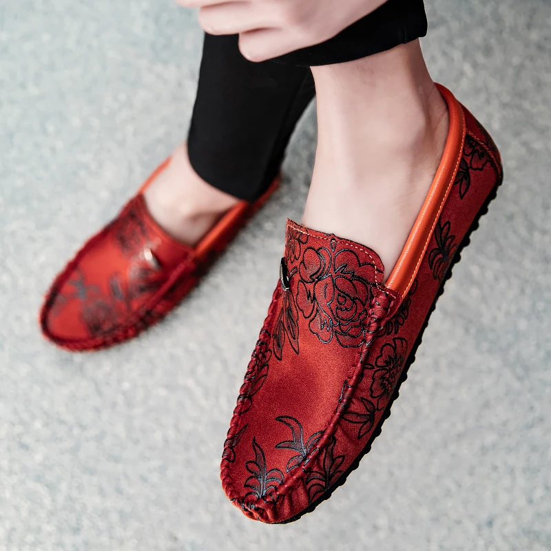 Heiko | Leren loafers met bloemenreliëf