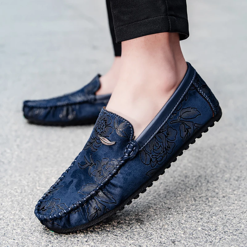 Heiko | Leren loafers met bloemenreliëf