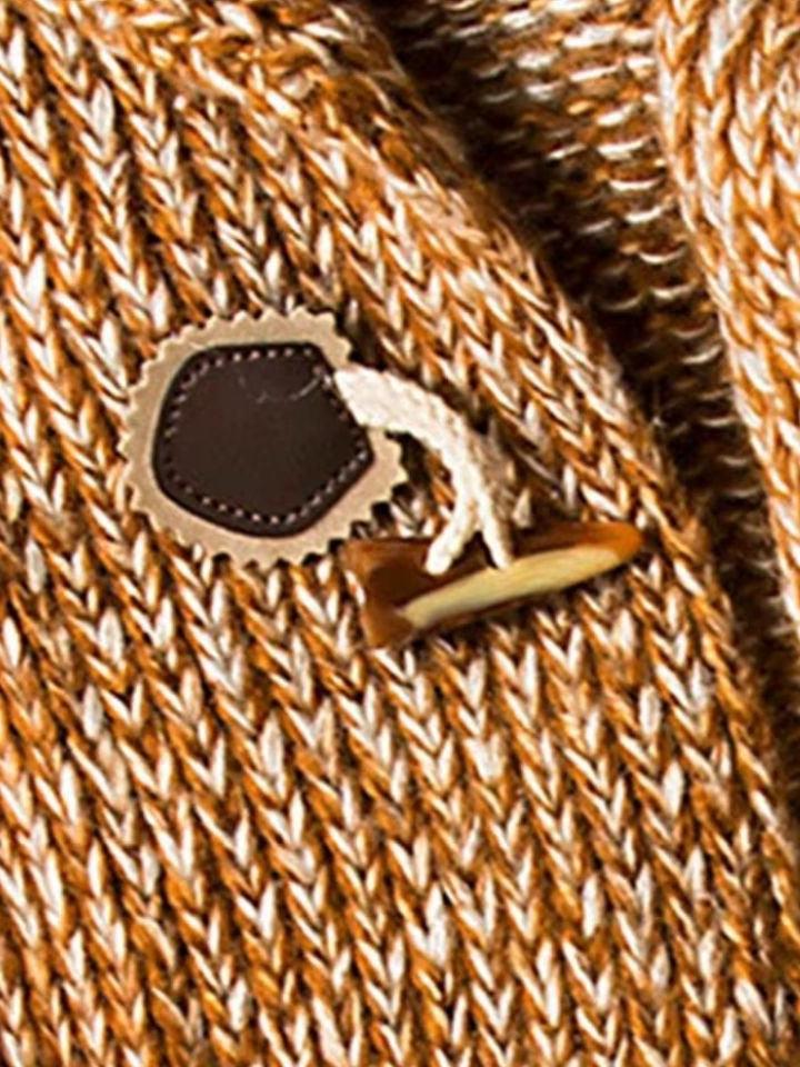 Ype | Bruin gebreid vest met capuchon
