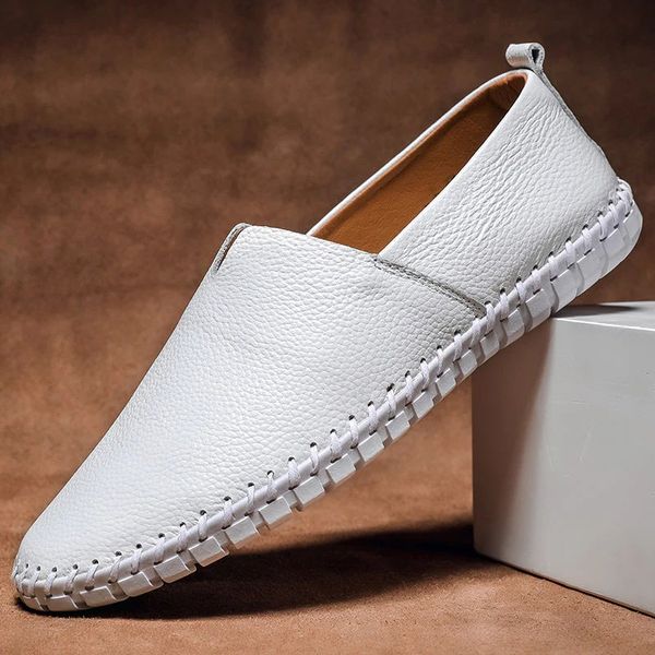 Huib | Handgestikte leren loafers