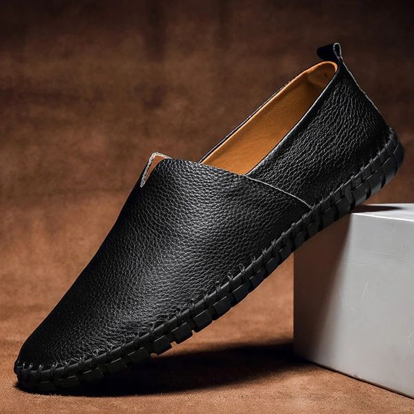 Huib | Handgestikte leren loafers