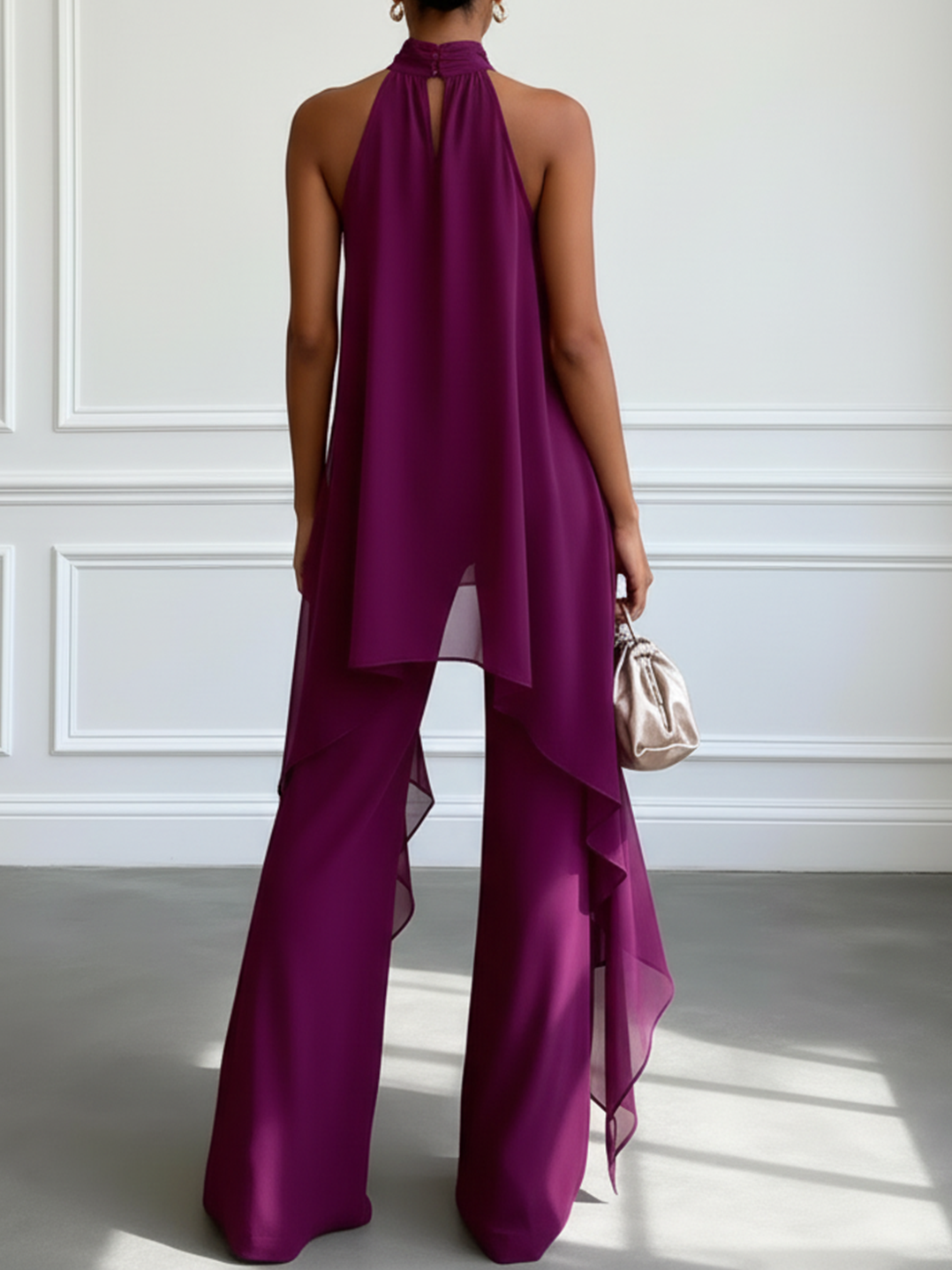 Jorinde | Elegante tweedelige set met halterhals