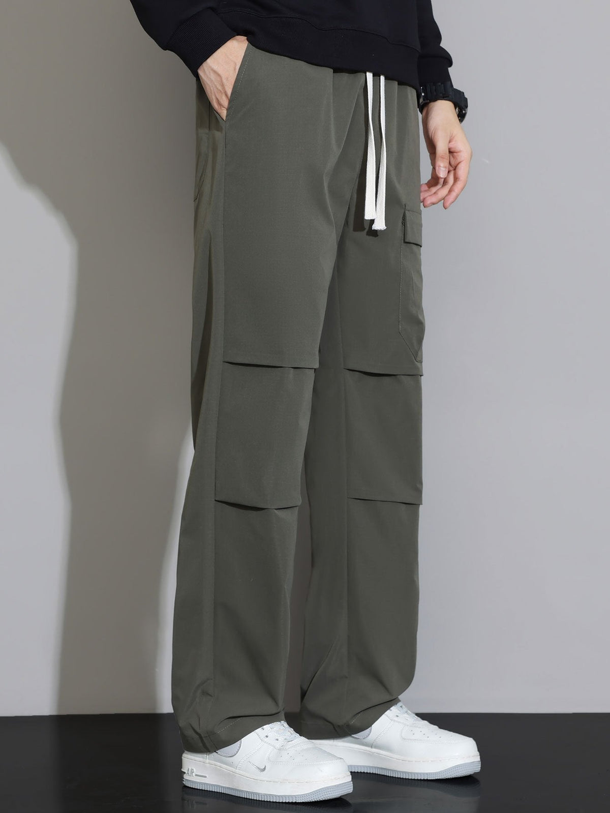 Liam | Pantalon straight leg met trekkoord