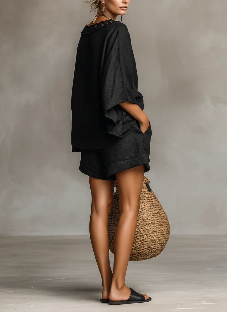 Loïs | Set met boothalsblouse en shorts