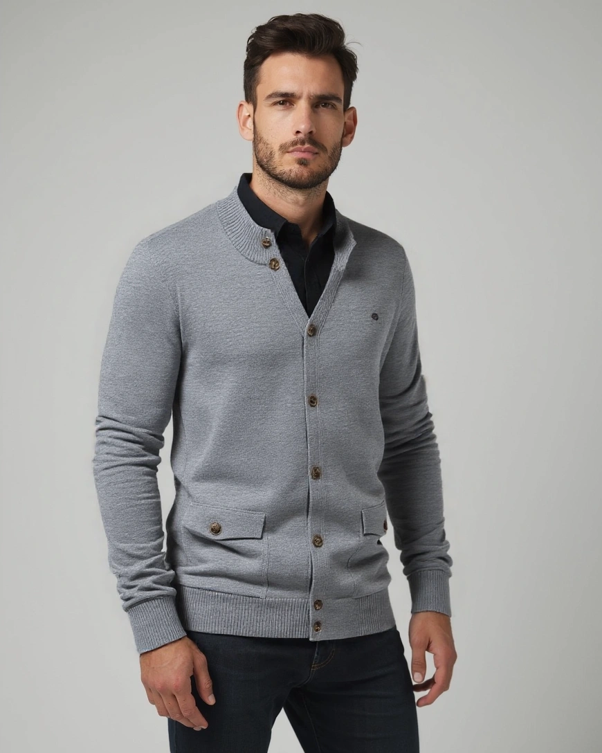 Kobus | Grijs gebreid vest met knopen