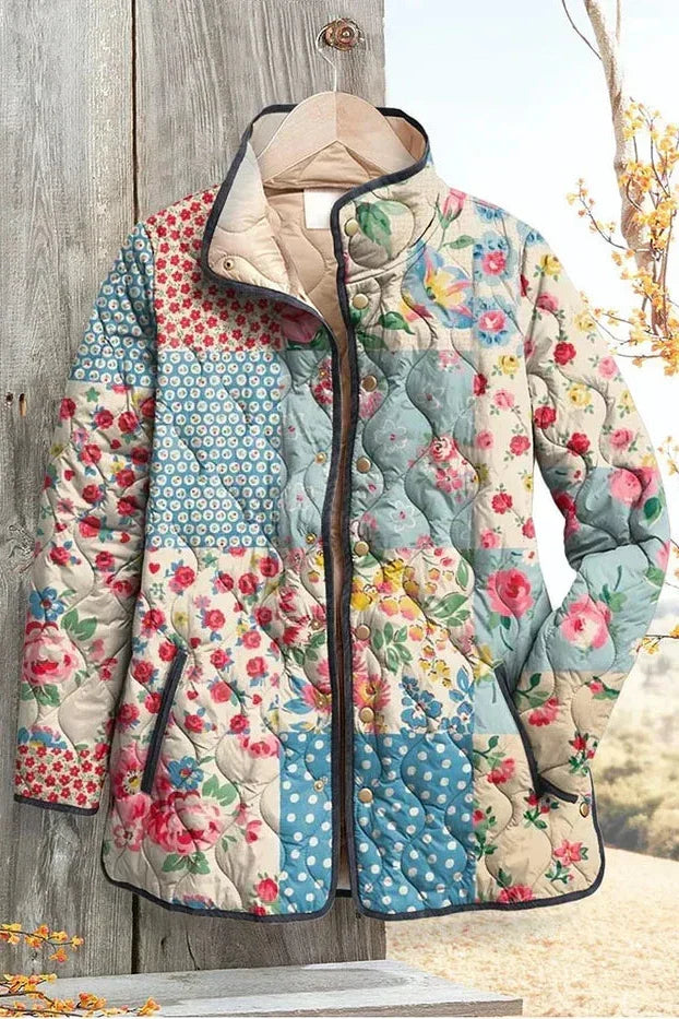 Nannie | Gewatteerde patchworkjas met bloemenmotieven