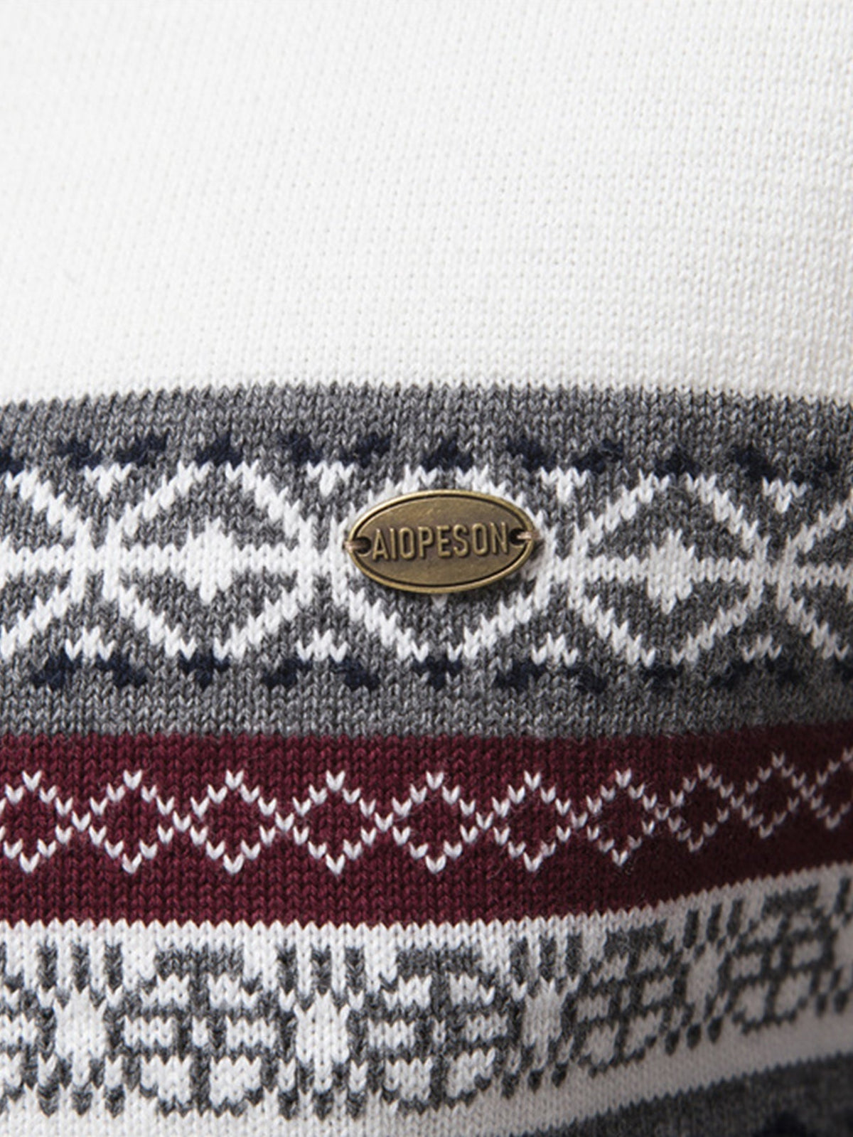 Sven | Jacquardtrui met contrastpatroon en korte rits