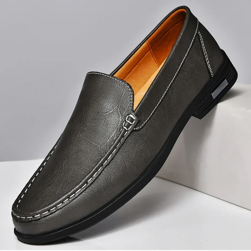 Teije | Leren loafers met klassieke lijn