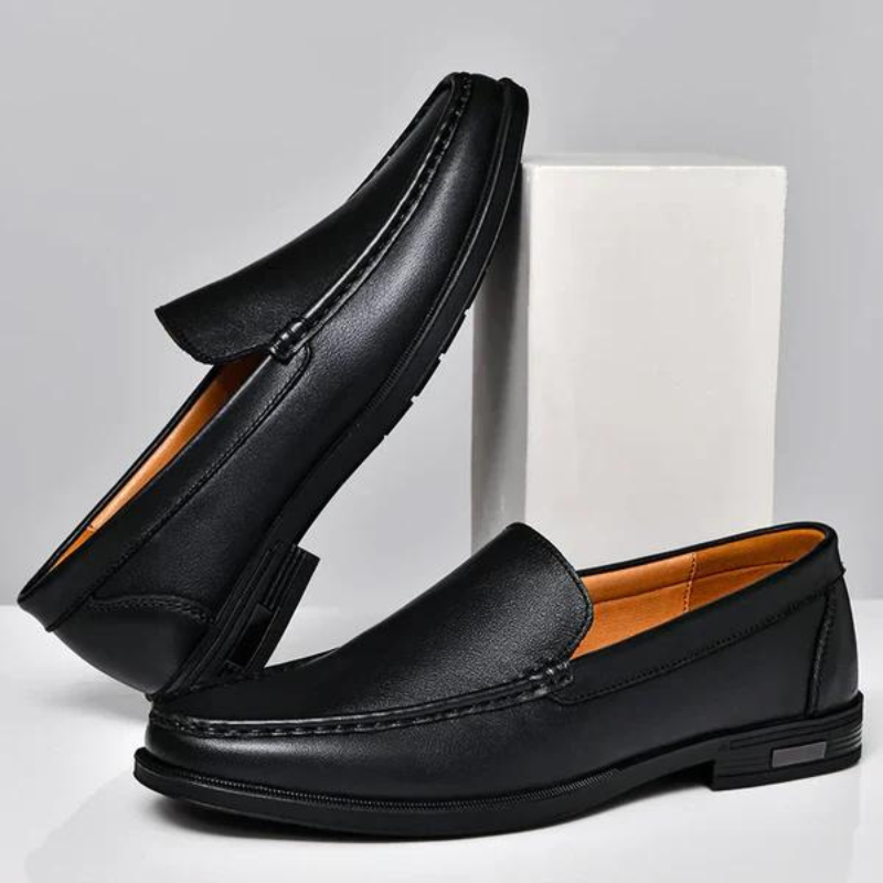 Teije | Leren loafers met klassieke lijn