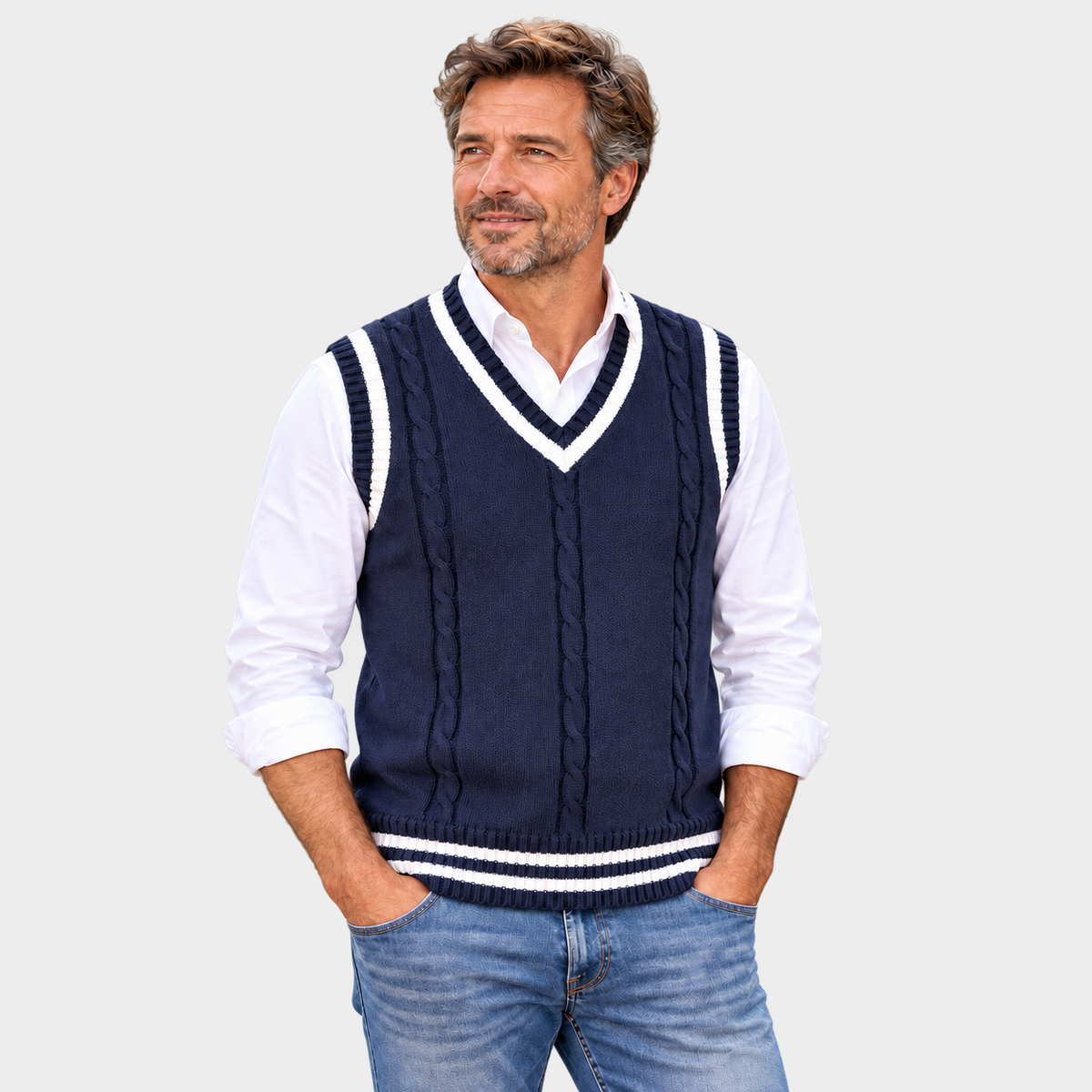 Tjibbe | Marineblauwe mouwloze trui met V-hals