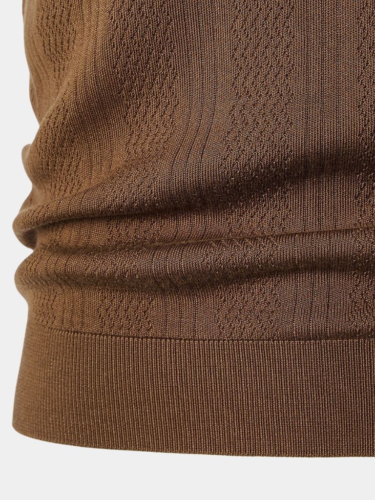Ton | Bruine polo met reliëfstructuur