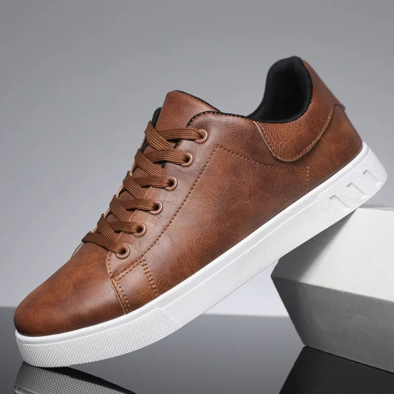 Dennis | Bruine lage sneakers