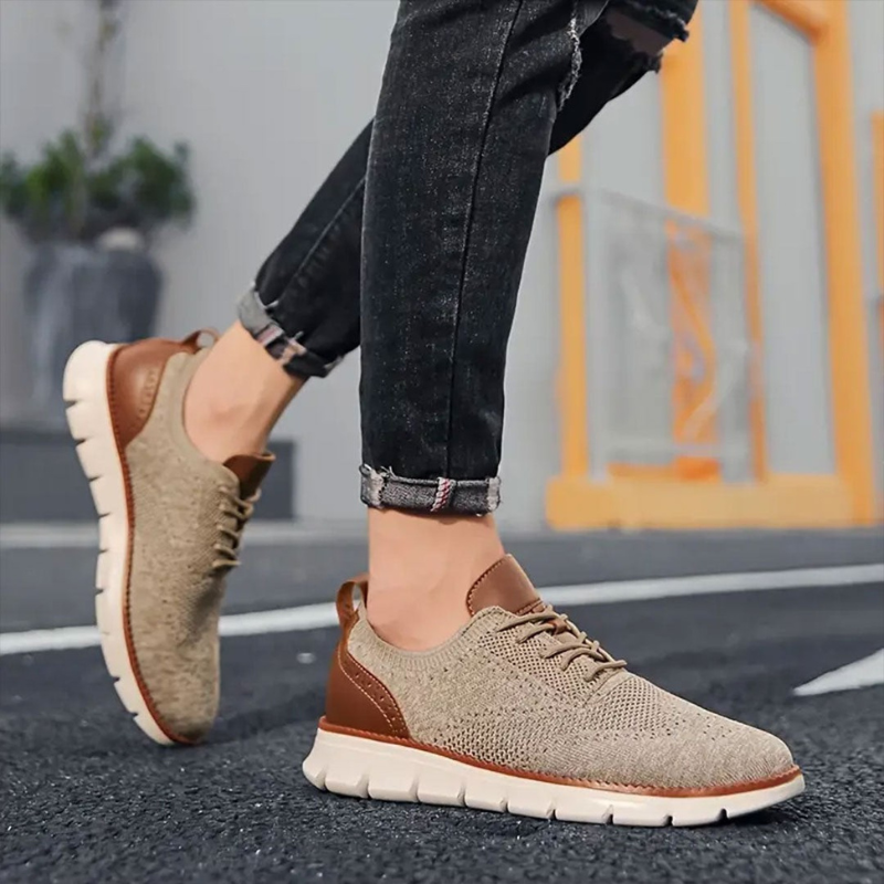 Falco | Beige gebreide veterschoenen