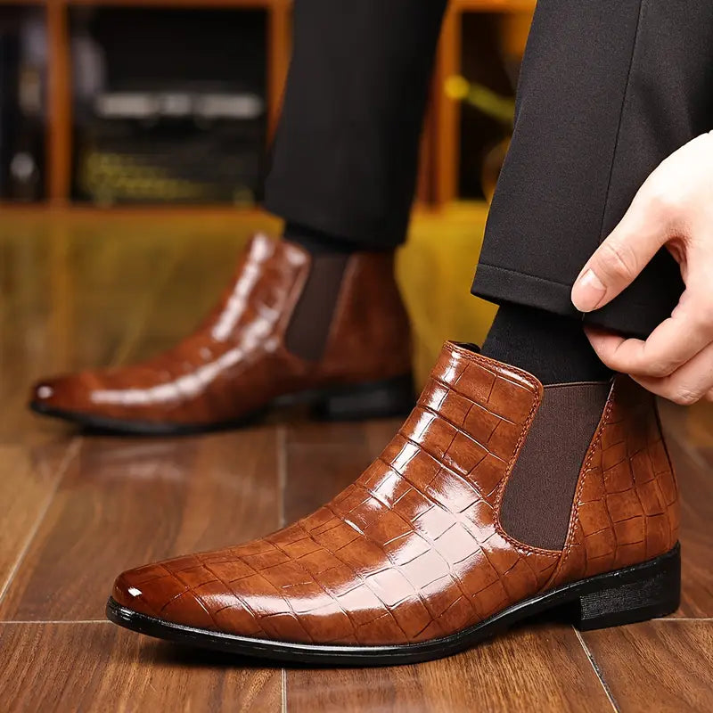 Zwier | Bordeauxrode chelseaboots met krokoprint